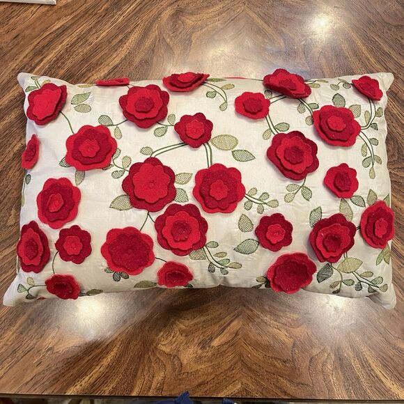 Pier 1 One Imports Throw Pillow Down Red Rose Felt Decor 3D Floral Cherry Red - Picture 1 of 11